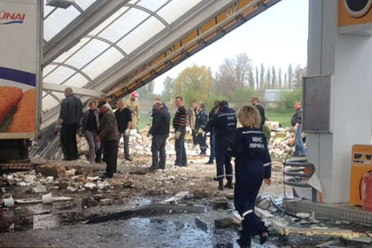 Три человека погибли при взрыве на украинской АЗС