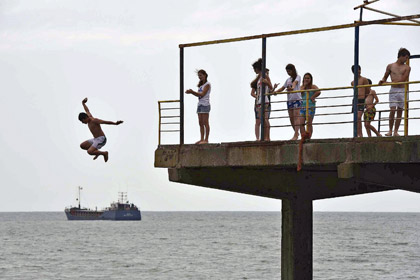 «Газпром» и «Транснефть» отправят сотрудников на отдых в ЕС вместо Крыма