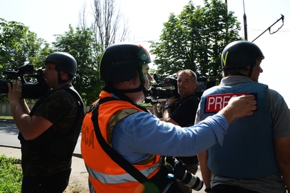 ДНК военных журналистов будут заносить в базу данных