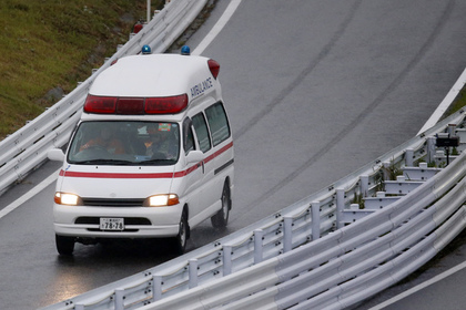 Поляк пришел в больницу с рейкой в голове