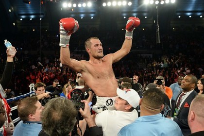 Американский журнал назвал Сергея Ковалева боксером года