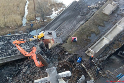 В Калининграде при обрушении моста погибли четыре человека