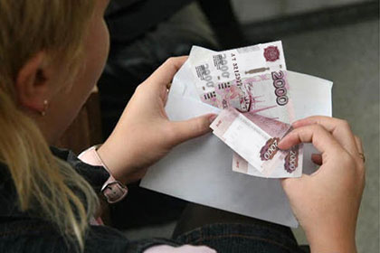 Жители Владивостока предложили ЦБ напечатать купюры в 2 тысячи рублей