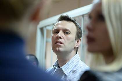 Прокуратура потребовала приговорить Навального к 10 годам колонии