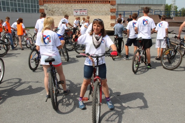 Ачинск встретил участников велопробега «Сердцекилометры-2015»