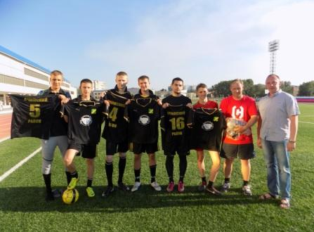 Депутат райсовета Олег Сидоров взял шефство над футбольной командой Ачинского района