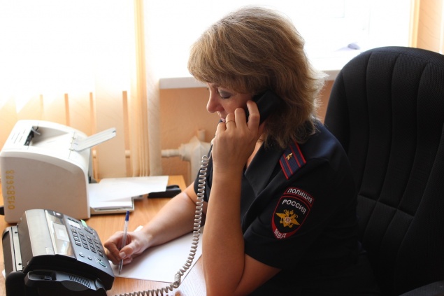 Ачинские инспекторы ПДН принимали звонки по  детскому телефону доверия