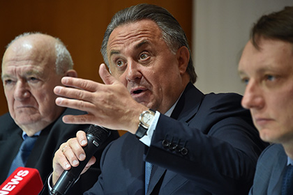 Мутко попросил правительство вернуть пиво на стадионы