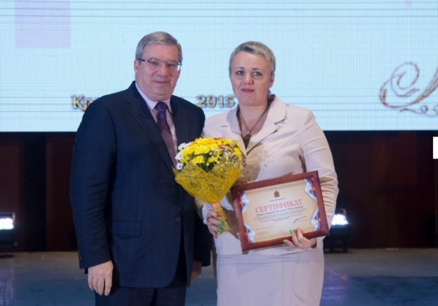 Лучших творческих сотрудников поощрили деньгами