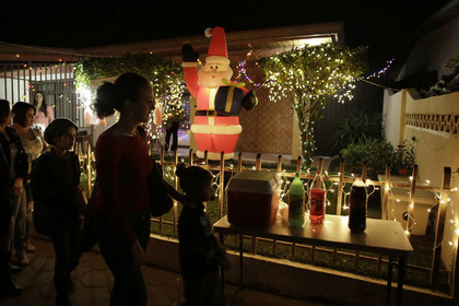 Социологи вывели россиян в лидеры по урезанию праздничных расходов