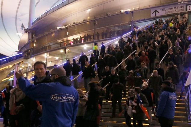 В результате терактов в Париже погибли более 150 человек