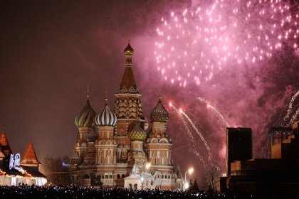 Депутаты ЛДПР предложили сократить новогодние выходные до одного дня