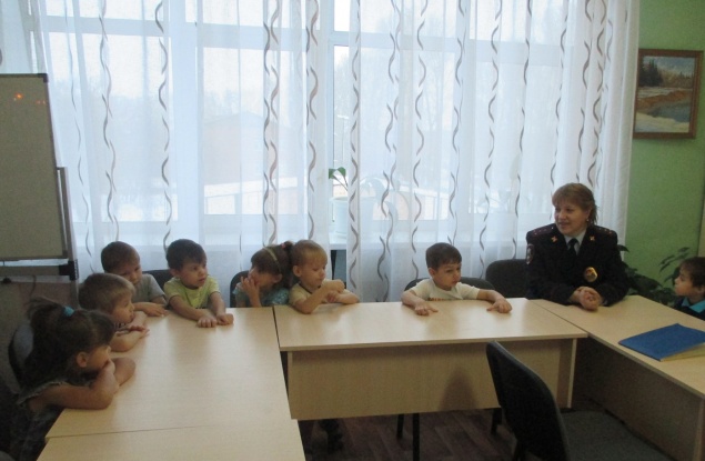 В Ачинске прошла встреча полицейских и подшефных под названием «Безопасный курс»
