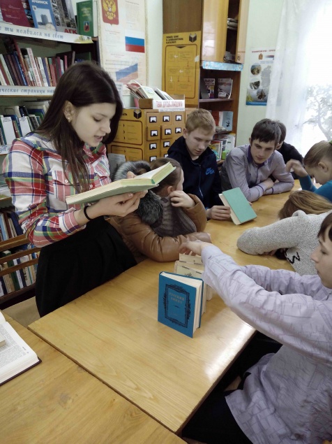 Юбилей Фета отметили в ачинской библиотеке