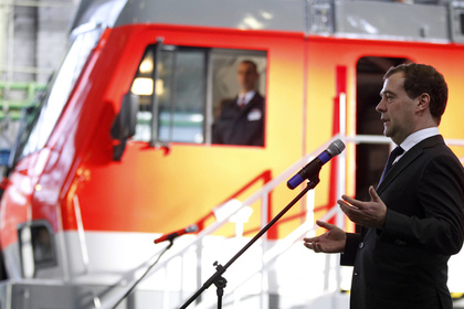 Медведев увеличил уставный капитал РЖД на 47 миллиардов рублей