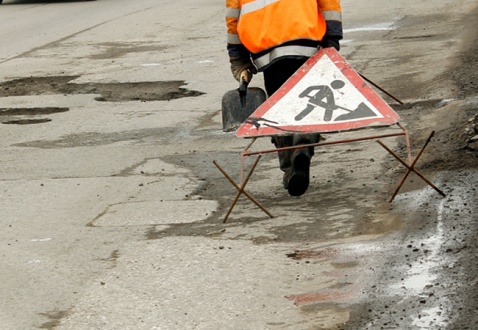 Почти на месяц ограничат движение по улице Крупской