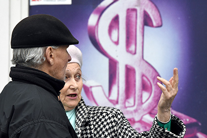 Курс доллара опустился вместе с ценами на нефть