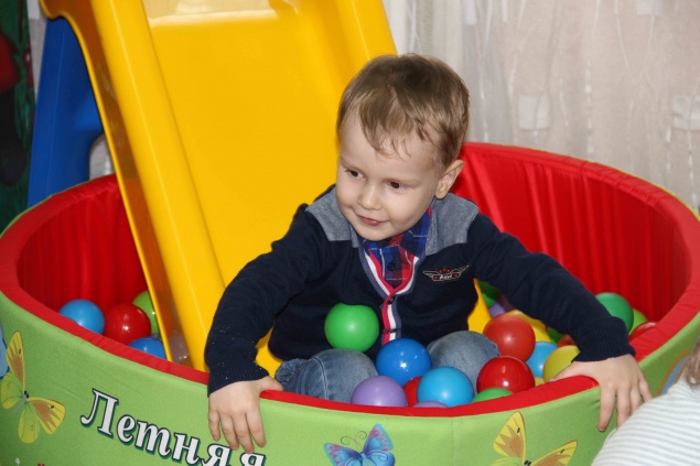 Дон Картон привел лето в Ачинск