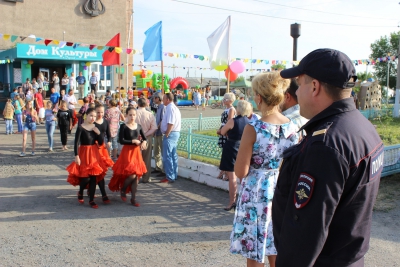 Ачинские полицейские обеспечили охрану общественного порядка в День молодежи