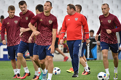 Россияне назвали причины провала сборной на Евро-2016