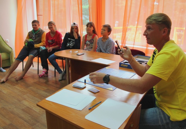 Сотрудники городского Дворца культуры побывали в загородном детском оздоровительном лагере "СОКОЛ" с культурным визитом!