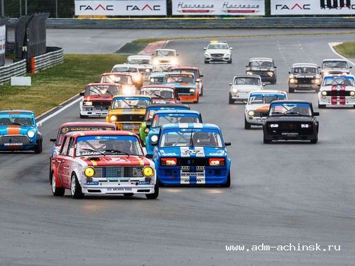 Ачинский гонщик занял первое место в финале гоночных соревнований Moscow Classic Grand Prix