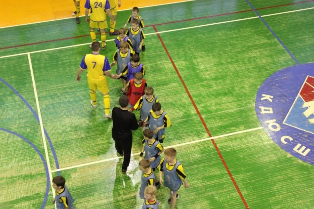 Сотрудники полиции Ачинска сыграли в футбол с кадетами