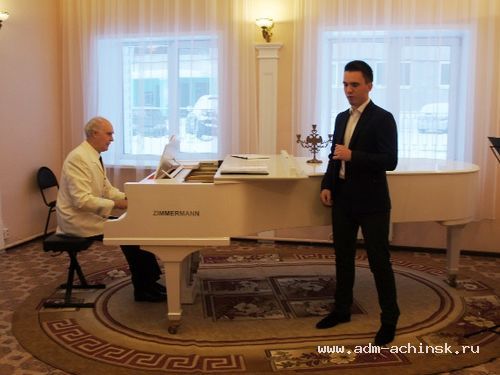 В Ачинской детской музыкальной школе № 1 состоялось открытие малого камерного зала