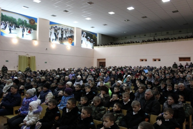 Сотрудники полиции провели родительское собрание в Ачинском кадетском корпусе на тему предупреждения правонарушений со стороны подростков