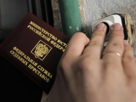 Должников по алиментам предложили искать не дольше года