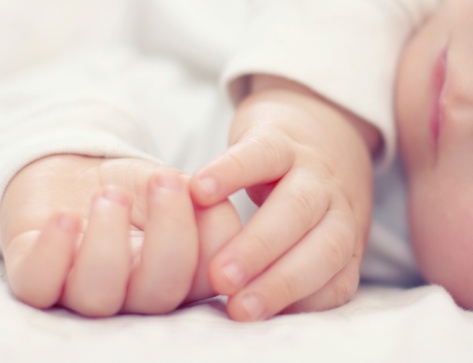 Жительница Боготола выкинула в выгребную яму своего новорожденного ребенка