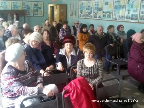 В АМРБ состоялась встреча главного врача Дениса Лебедева с гражданами