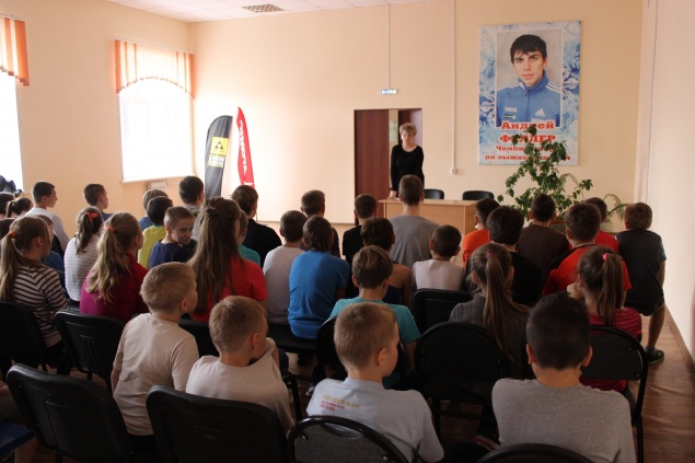 Стражи порядка Ачинска в рамках акции «Дети России-2017» провели встречу с подростками