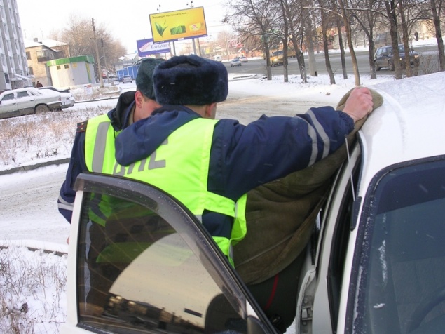 В Ачинске пьяная девушка угнала "Мазду"
