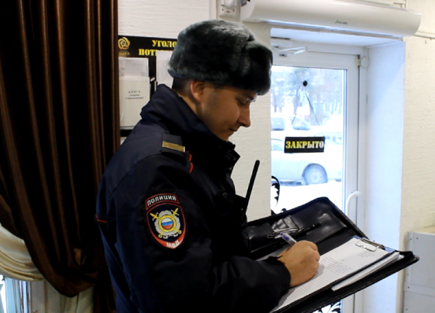 В Ачинске задержали жителей Шарыпово с крупной партией наркотиков