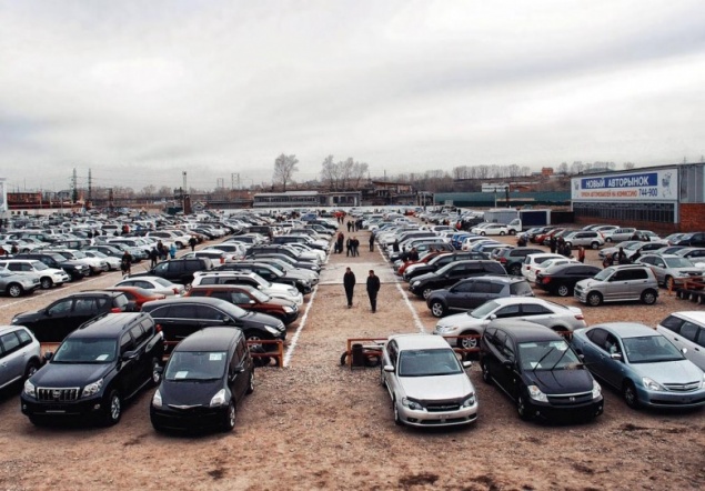 Цены на подержанные автомобили в России снова выросли