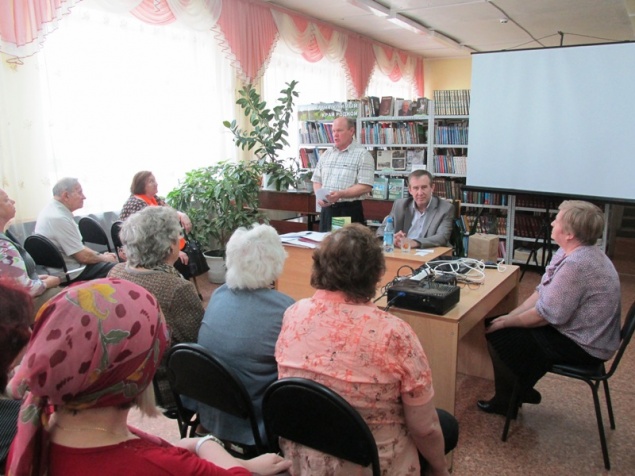 В Ачинске состоялась встреча с писателем Владимиром Топилиным