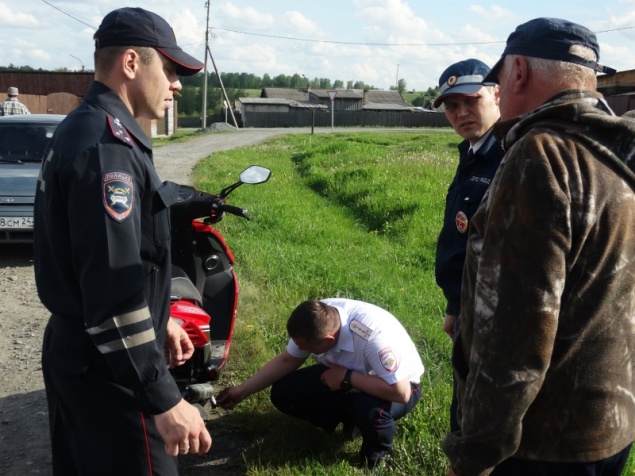 Стражи порядка проверили водителей мототранспортных средств