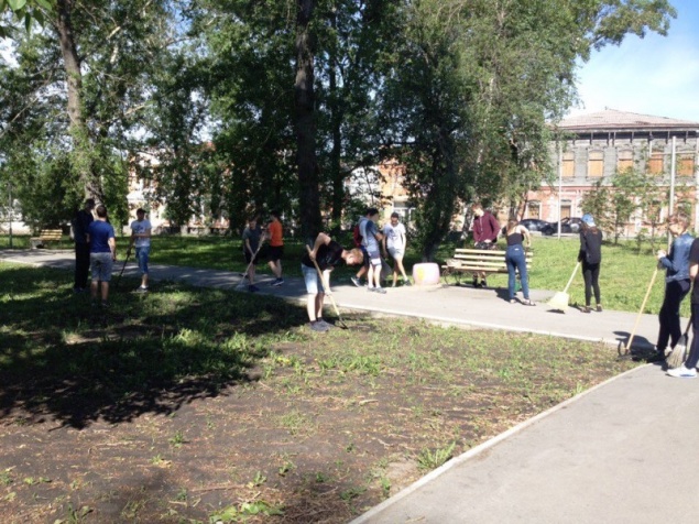 Ребята из ТОСов облагородили городской парк