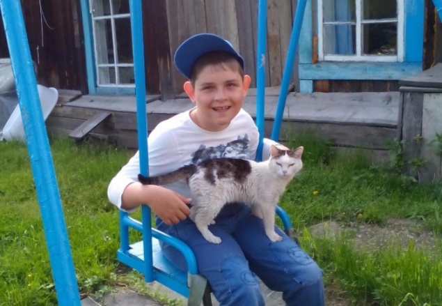 Мальчик с ДЦП пишет книги о животных и жертвует деньги на благотворительность