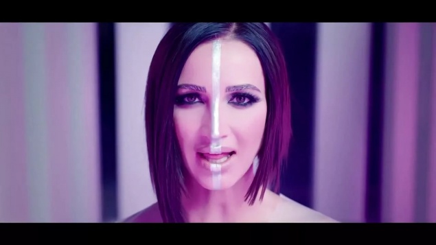 Воля и Харламов снялись в гей-версии клипа Бузовой