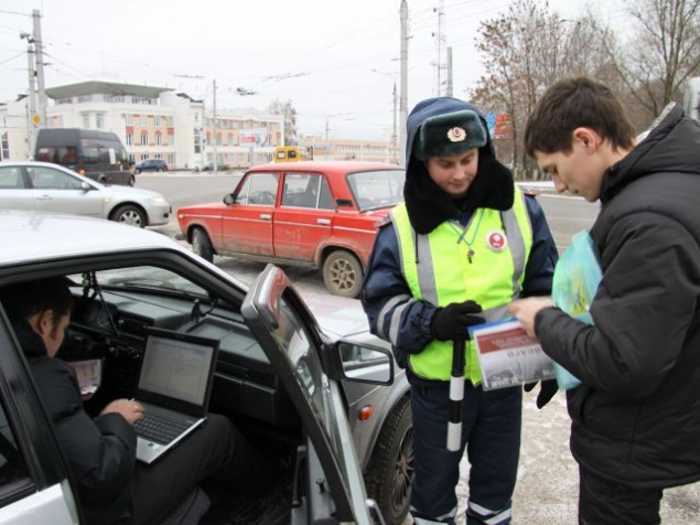 В честь Нового года приставы будут собирать долги в выходной