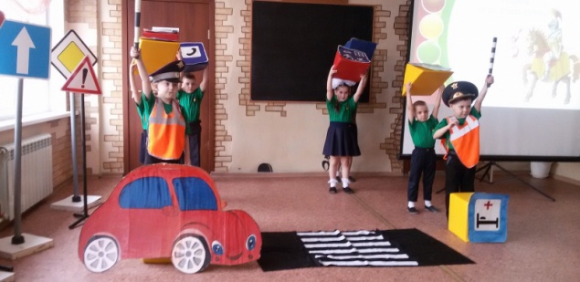 Госавтоинспекторы в Ачинске выбрали «Рыцарей безопасных дорог»