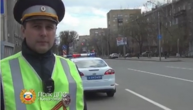 Красноярским гаишникам выдали персональные видеорегистраторы
