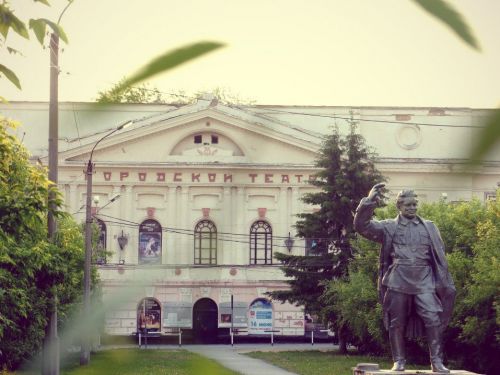 Театральному скверу в Ачинске подарят новую жизнь
