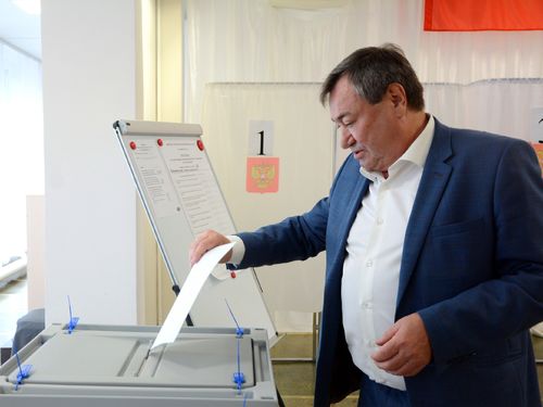 Выборы Губернатора Красноярского края – 2018: В первые часы работы избирательных участков уже проголосовали более 2,5 тысяч ачинцев