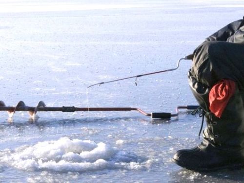 ЕДДС напоминает о правилах безопасности на весенней рыбалке