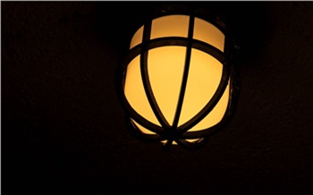 Поселок в Ачинском районе победил в краевом конкурсе благоустройства. Там обновят уличное освещение