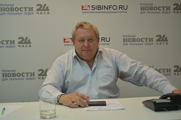 Заместитель Главы города Алексей Бердышев провёл одну из самых «горячих» линий