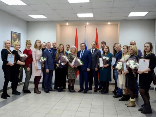 Глава Ачинска наградил предпринимателей за лучшие идеи новогоднего оформления